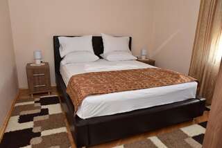 Гостевой дом Guest House Evropa Улцинь Двухместный номер с 1 кроватью и балконом-5